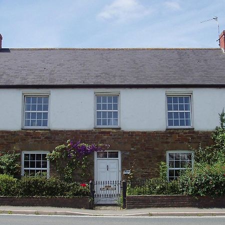 Claw House Bed & Breakfast Holsworthy Exterior foto